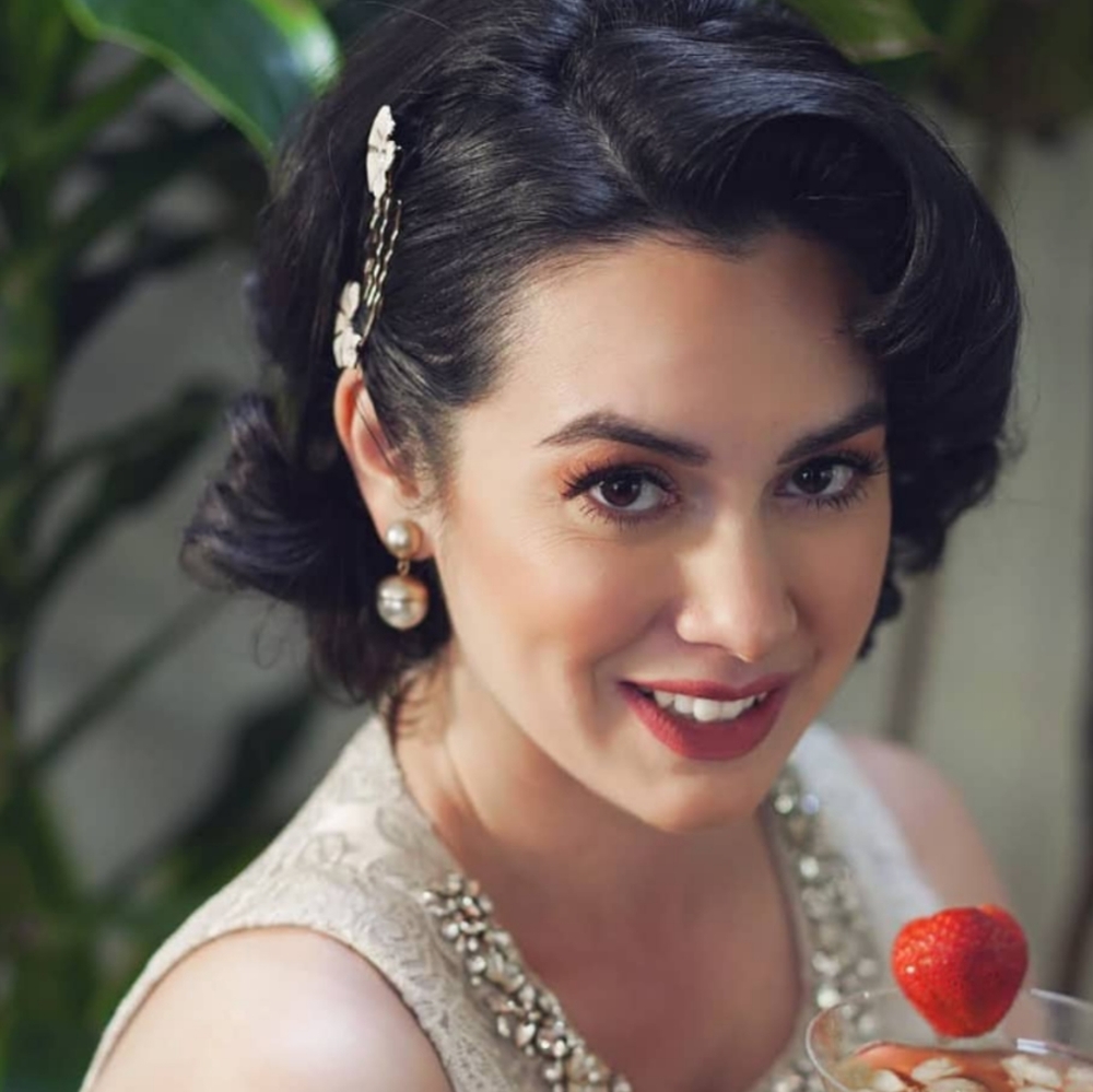 Meet your Posher, Yanelie